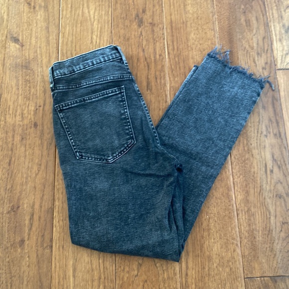 Black Straight Leg GAP Jeans - Picture 2 of 2